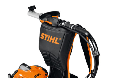 Vista ravvicinata della testina del decespugliatore Stihl FR 460 TC-E