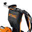 Vista ravvicinata della testina del decespugliatore Stihl FR 460 TC-E