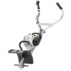 Vista frontale del motore multifunzionale Stihl MM 56 con attrezzo montato