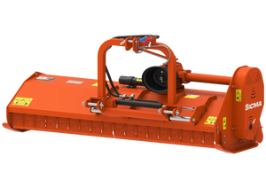 Vista frontale della trinciatrice Sicma TMX 185 spostabile, struttura robusta e dettagli dei martelli o coltelli visibili.
